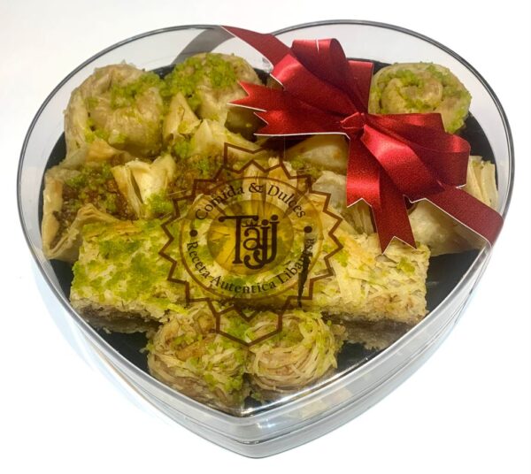 ESTUCHE BAKLAVA CORAZON MIXTA